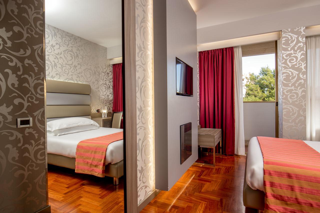 Enea Hotel Pomezia Exteriér fotografie