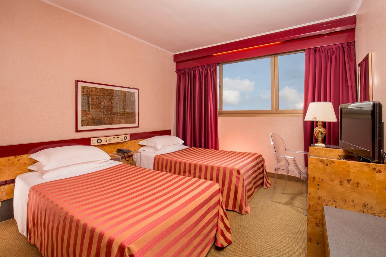 Enea Hotel Pomezia Exteriér fotografie
